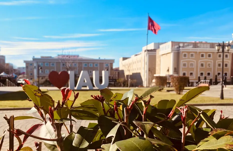 iau